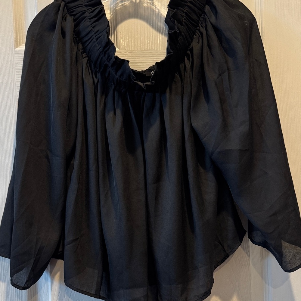 Chic Black Ruched Women's Blouse